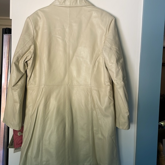 Women’s Excelled Collection Genuine Leather Jacket - Cream - Picture 8 of 12